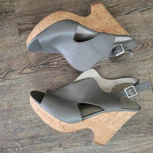 FRANCO SARTO Sz 9 GRAY LEATHER CORK PLATFORM WEDGES SLIDES HIGH HEEL SHOES